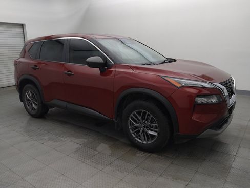 Used 2023 Nissan Rogue S image 11