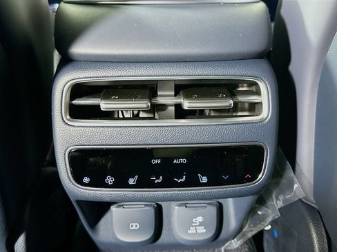 New 2027 Genesis GV70 3.5T Prestige AWD/4WD image 18