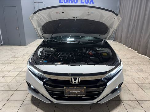 Used 2022 Honda Accord Sport image 3