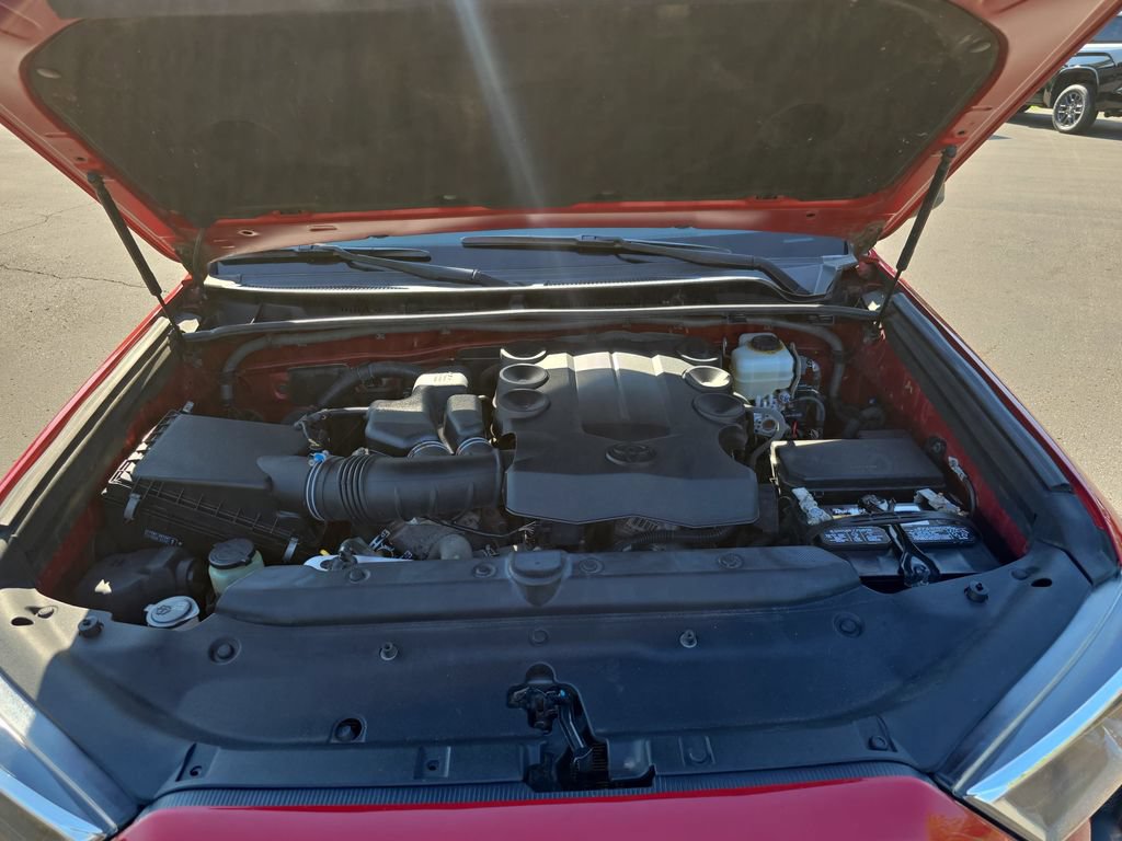 Used 2015 Toyota 4Runner Trail AWD/4WD image 33