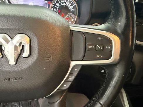 Used 2020 RAM 1500 Big Horn AWD/4WD image 17