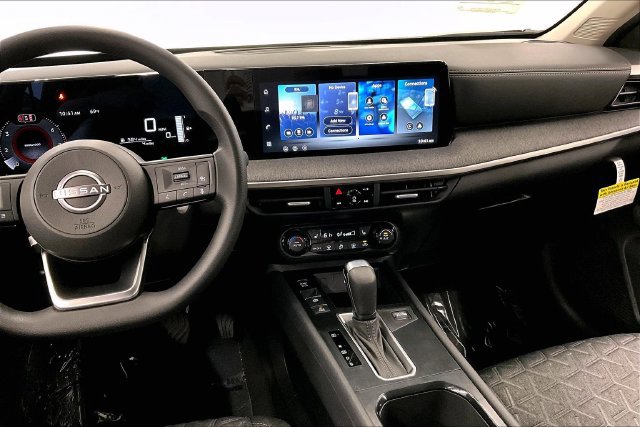 New 2027 Nissan Kicks SV FWD image 8