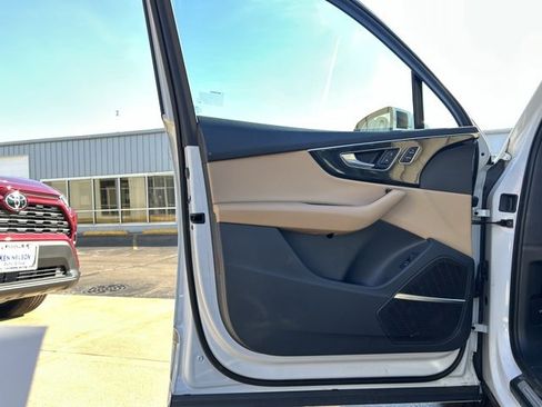 Used 2021 Audi Q7 2.0T Premium Plus w/ Premium Plus Package image 31