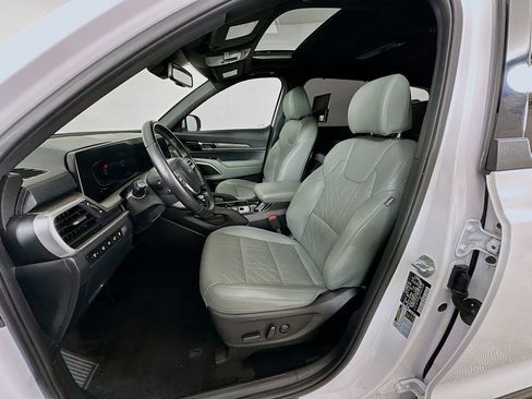 Used 2023 Kia Telluride EX X-Line image 21