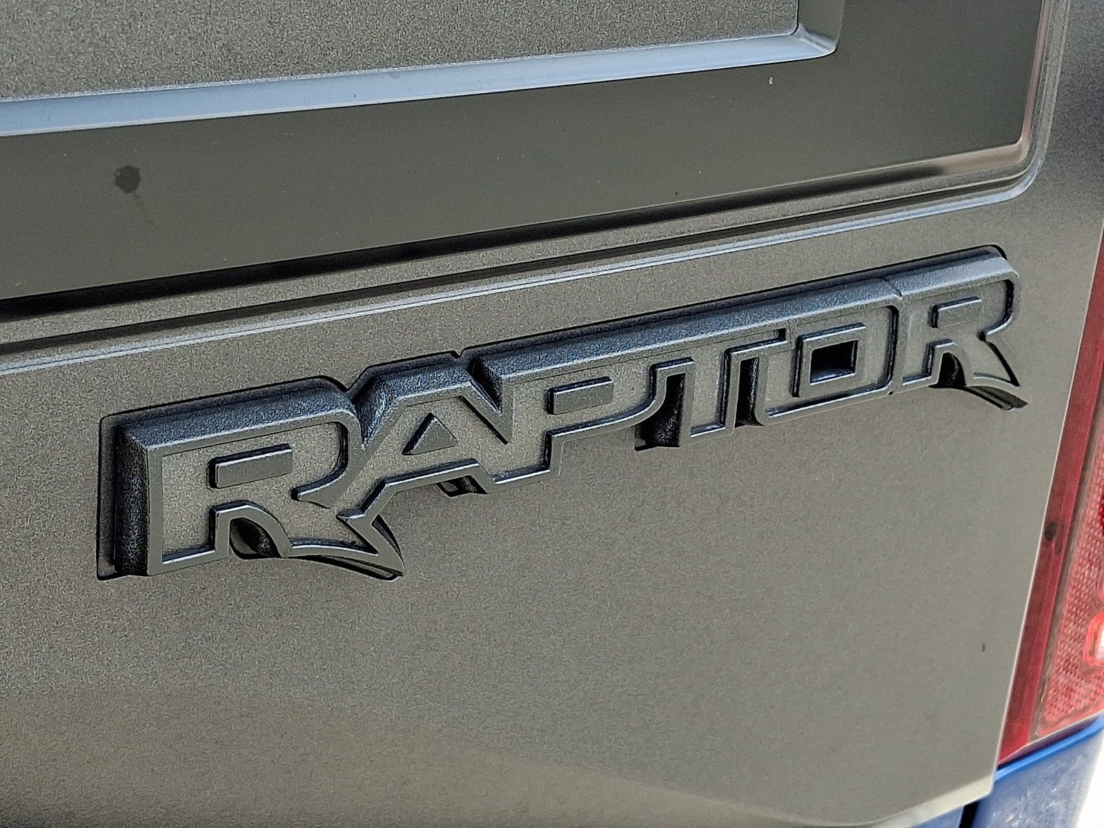Used 2018 Ford F150 Raptor w/ Equipment Group 802A Luxury AWD/4WD image 37