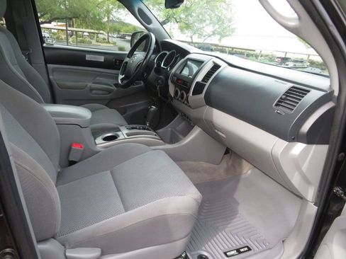 Used 2011 Toyota Tacoma PreRunner w/ TRD Off-Road Pkg w/JBL Audio image 36