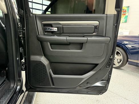 Used 2018 RAM 1500 Sport w/ Convenience Group AWD/4WD image 16