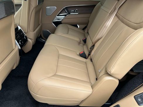 New 2026 Land Rover Range Rover Long Wheelbase Autobiography AWD/4WD image 37