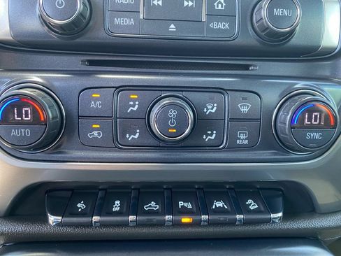 Used 2018 Chevrolet Silverado 1500 LTZ Z71 w/ LTZ Plus Package AWD/4WD image 24
