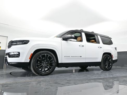 Used 2024 Jeep Grand Wagoneer Series III w/ Quick Order Packagew 28T image 81