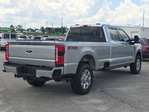 Used 2023 Ford F350 Lariat w/ Lariat Ultimate Package AWD/4WD image 5