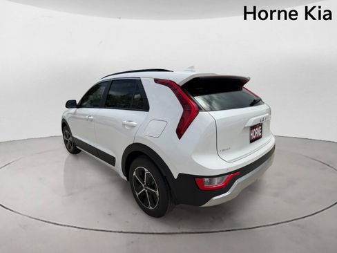 New 2026 Kia Niro EX FWD image 5