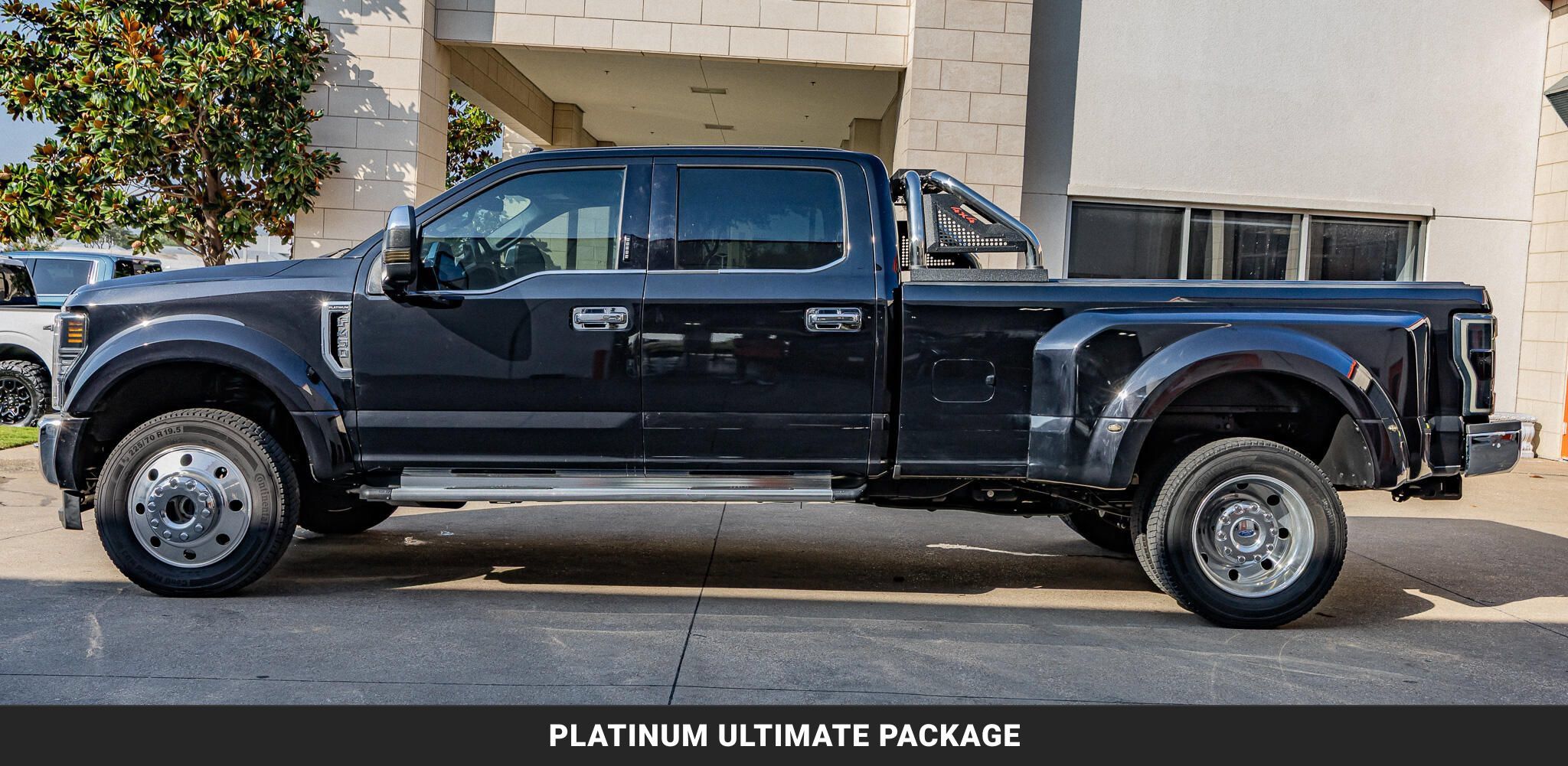 Used 2019 Ford F450 Platinum w/ Platinum Ultimate Package AWD/4WD image 5