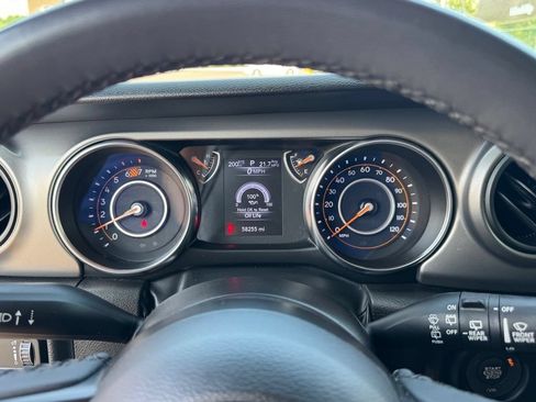 Used 2023 Jeep Wrangler Unlimited Sport AWD/4WD image 24