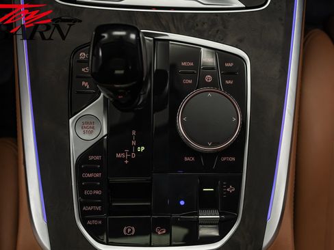 Used 2022 BMW X7 xDrive40i w/ Premium Package image 40