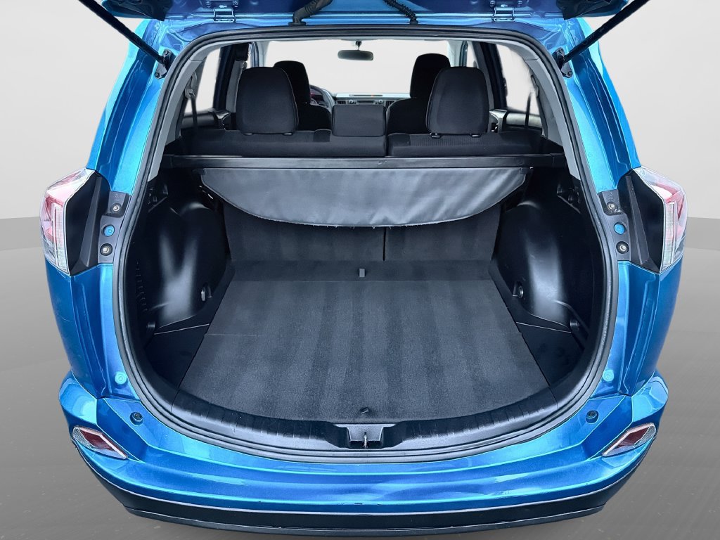 Used 2016 Toyota RAV4 LE FWD image 27