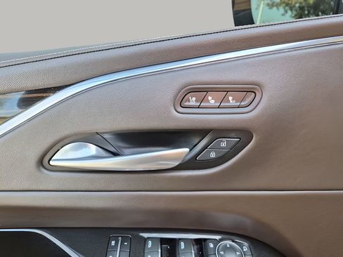 Certified 2024 Cadillac Escalade Sport w/ Touring Package image 29