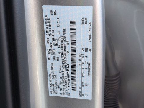 Used 2022 Ford F150 Lariat w/ Equipment Group 502A High image 38