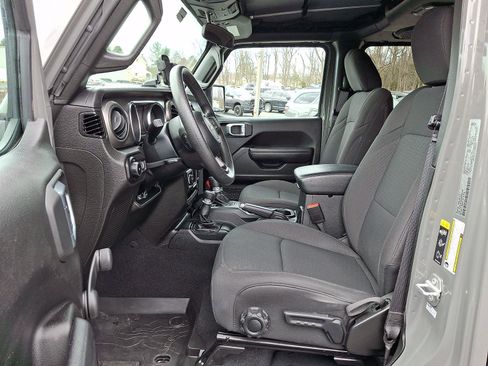 Certified 2022 Jeep Wrangler Unlimited Sport image 13
