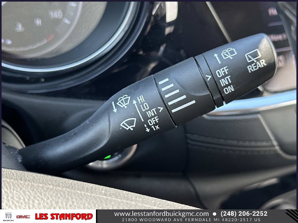 Used 2023 Buick Encore GX Select FWD image 25