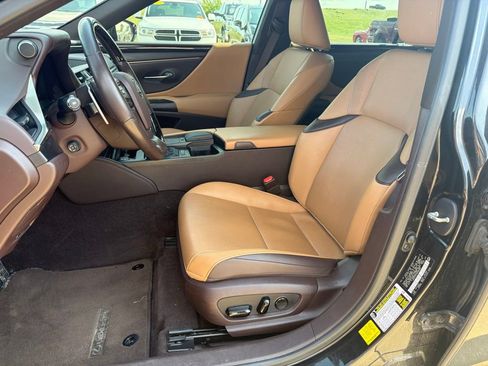 Used 2021 Lexus ES 350 w/ Premium Package FWD image 9