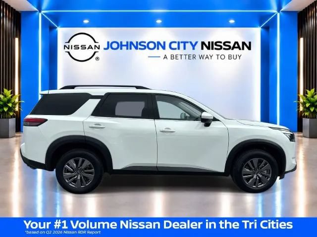 Certified 2025 Nissan Pathfinder SV AWD/4WD image 3