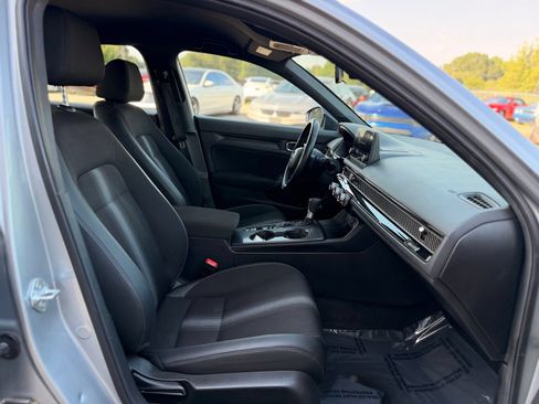 Used 2025 Honda Civic Sport image 22
