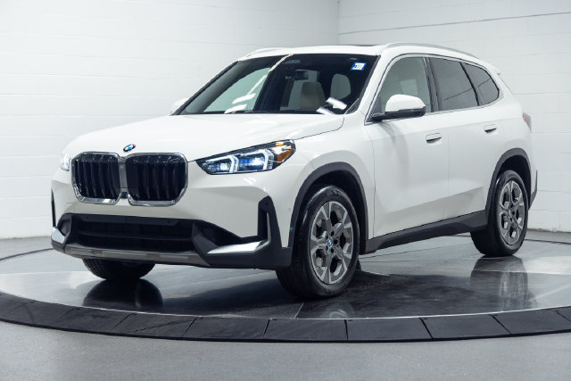 Certified 2023 BMW X1 xDrive28i w/ Premium Package AWD/4WD image 6