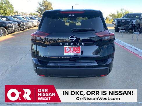 New 2026 Nissan Rogue SV w/ Cold Weather Package image 4