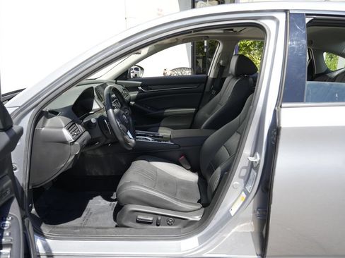 Used 2021 Honda Accord EX-L image 16