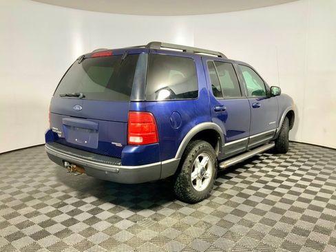 Used 2005 Ford Explorer XLT AWD/4WD image 11
