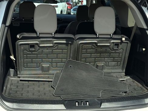 Used 2022 Ford Explorer Limited w/ Limited Technology Package image 41