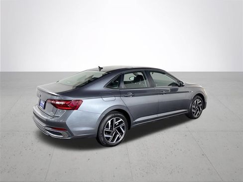 Certified 2024 Volkswagen Jetta SEL FWD image 8