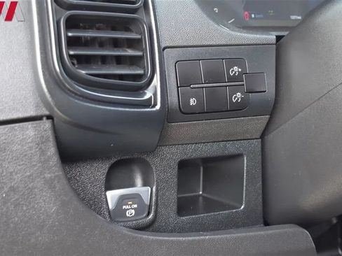 Used 2025 RAM ProMaster 2500 w/ U-Haul Equipment Group FWD image 15