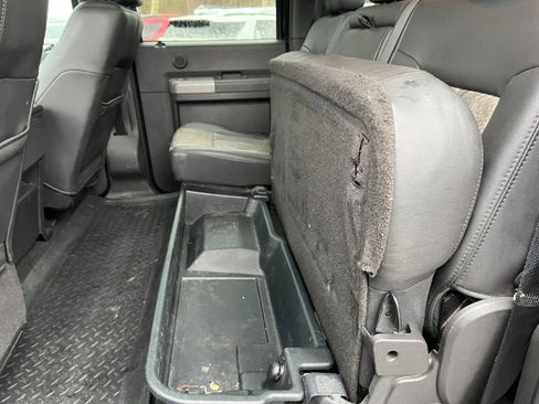 Used 2011 Ford F350 Lariat w/ Lariat Interior Pkg image 15