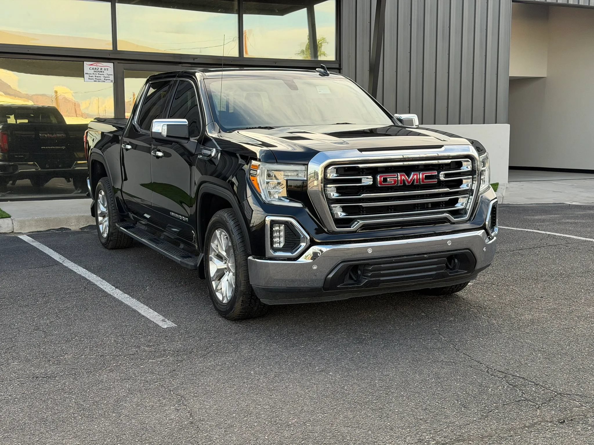 Used 2020 GMC Sierra 1500 SLT RWD image 11