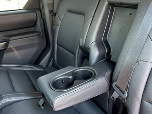 New 2025 Ford Bronco Badlands image 27