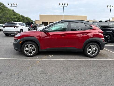 Used 2022 Hyundai Kona SEL FWD image 3