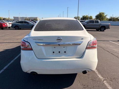 Used 2015 Nissan Altima 2.5 S w/ Power Driver Seat Package FWD image 7