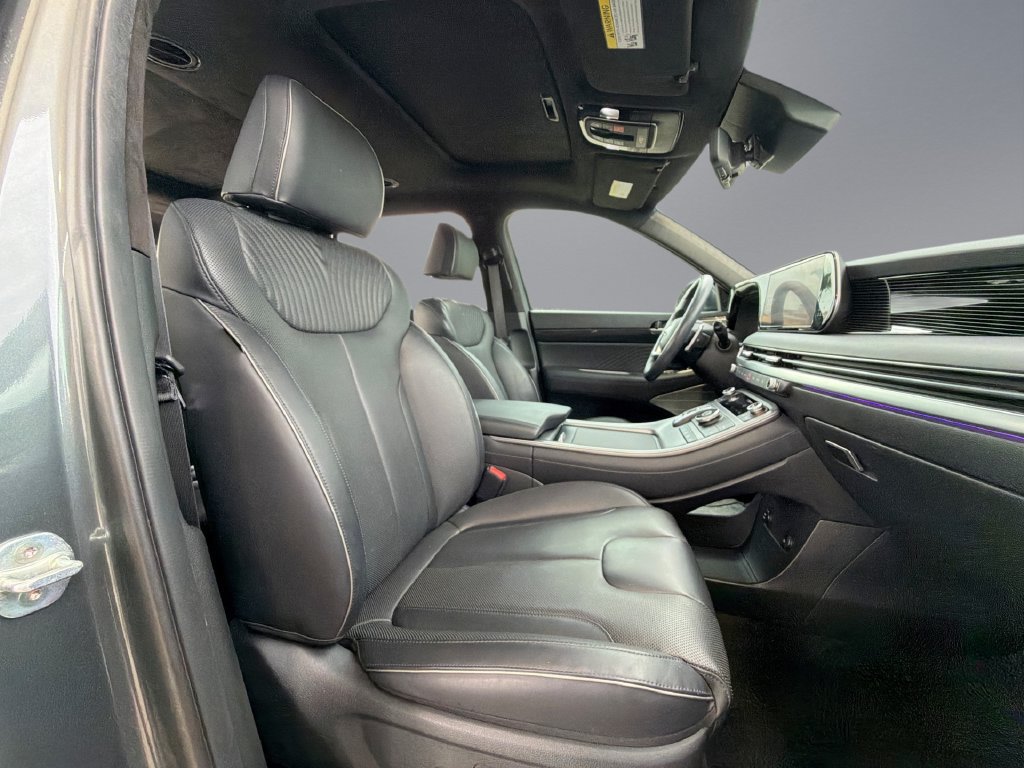 Used 2023 Hyundai Palisade Calligraphy FWD image 16