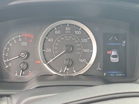 Used 2022 Toyota Corolla LE image 32