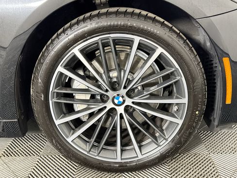 Used 2023 BMW 530i w/ Convenience Package image 31