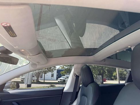 Used 2020 Tesla Model 3 RWD image 12