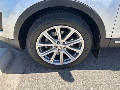 Used 2016 Ford Explorer Limited image 2