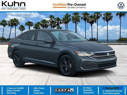 Certified 2022 Volkswagen Jetta SE w/ Panoramic Sunroof Package