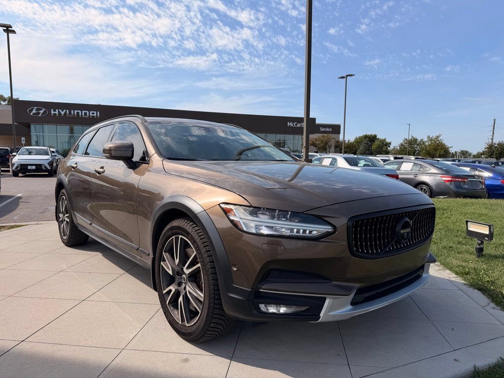 Used 2017 Volvo V90 T6 Cross Country AWD/4WD image 11