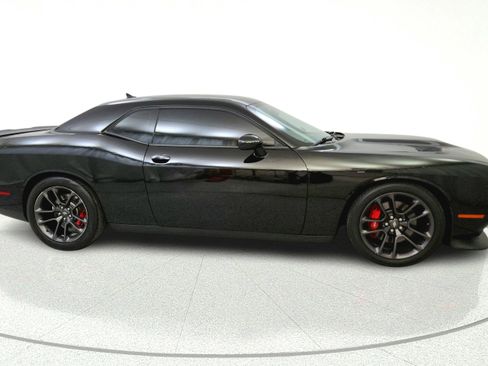 Used 2021 Dodge Challenger R/T Scat Pack w/ Plus Package RWD image 8