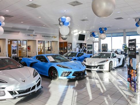 Used 2023 Chevrolet Camaro LT image 41