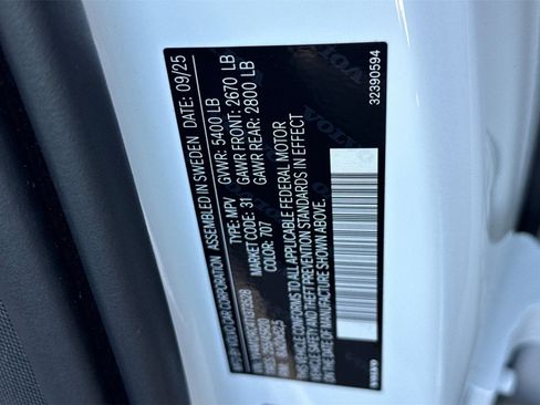 Used 2026 Volvo XC60 B5 Plus w/ Protection Package Premier AWD/4WD image 30
