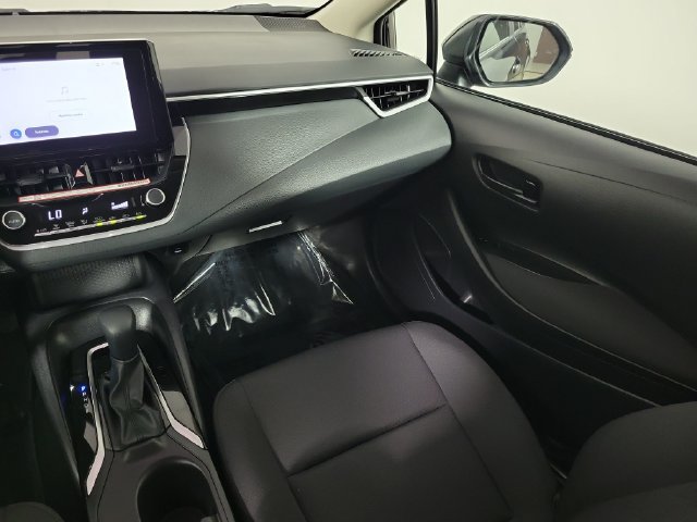 Used 2026 Toyota Corolla LE FWD image 17